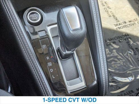 Used 2018 Nissan Kicks SV image 19