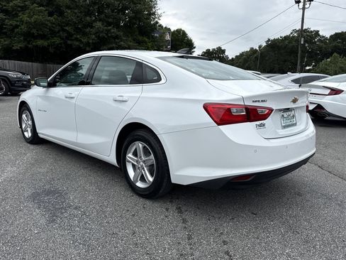 Used 2024 Chevrolet Malibu LS w/ Driver Confidence Package FWD image 3