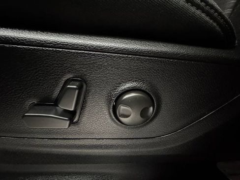 Used 2025 RAM 1500 Big Horn image 34