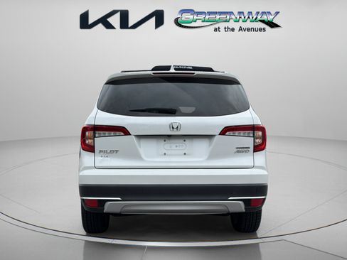Used 2021 Honda Pilot Touring image 5