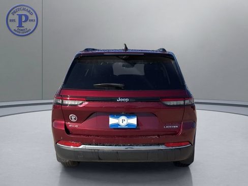Used 2024 Jeep Grand Cherokee Limited w/ Luxury Tech Group II AWD/4WD image 6