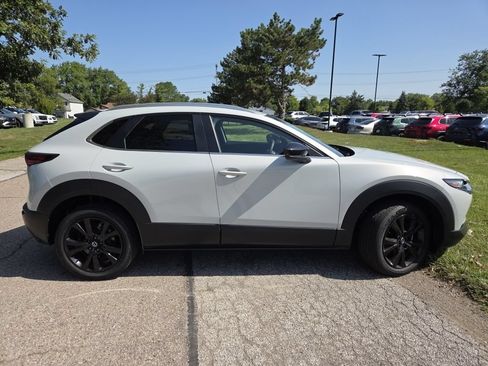 Used 2025 MAZDA CX-30 AWD 2.5 S w/ Select Sport Pkg image 16