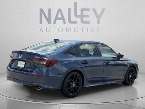 Used 2025 Honda Civic Sport image 5