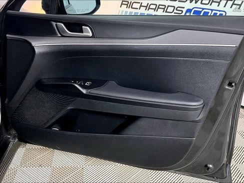 Used 2025 Kia K5 LXS FWD image 19