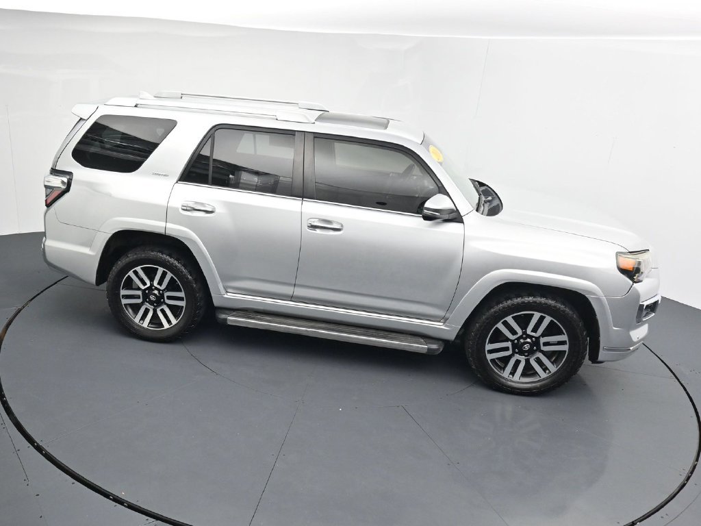 Used 2016 Toyota 4Runner Limited AWD/4WD image 32