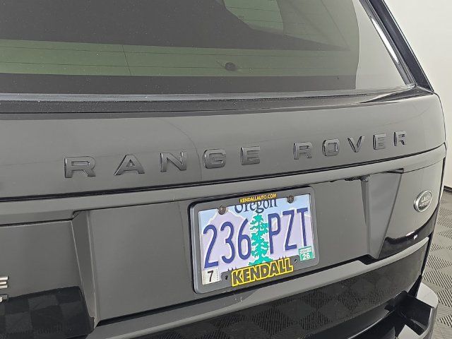 Used 2020 Land Rover Range Rover HSE AWD/4WD image 11