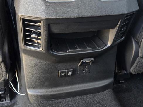 Used 2024 Toyota Tundra Limited image 29