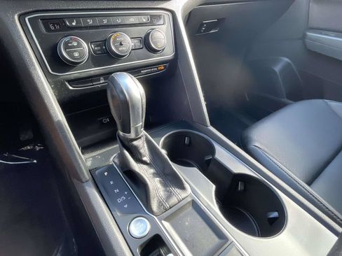 Used 2018 Volkswagen Atlas SE FWD image 39