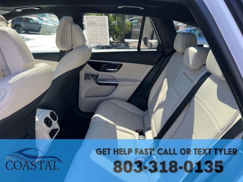 Used 2023 Mercedes-Benz GLC 300 4MATIC image 19