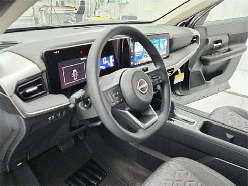 New 2026 Nissan Kicks SV w/ SV Premium Package image 18