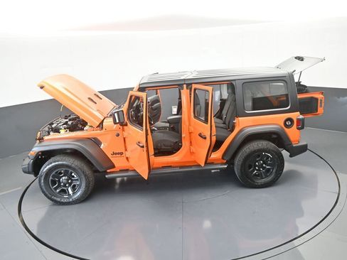Used 2025 Jeep Wrangler Sport image 66