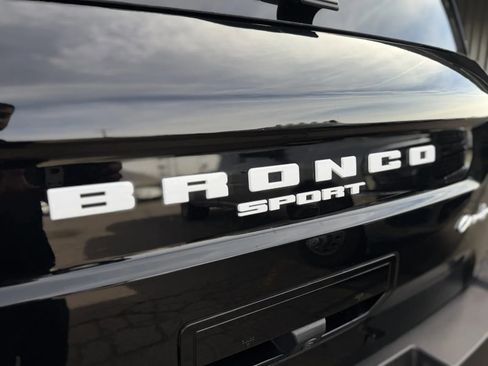 Used 2024 Ford Bronco Sport Badlands image 41