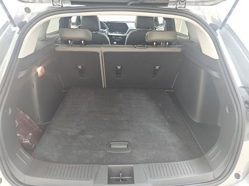 Used 2025 Chevrolet Trax ACTIV w/ Sunroof Package image 4