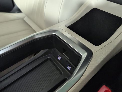 Certified 2021 Audi e-tron Premium Plus w/ Premium Plus Package image 9