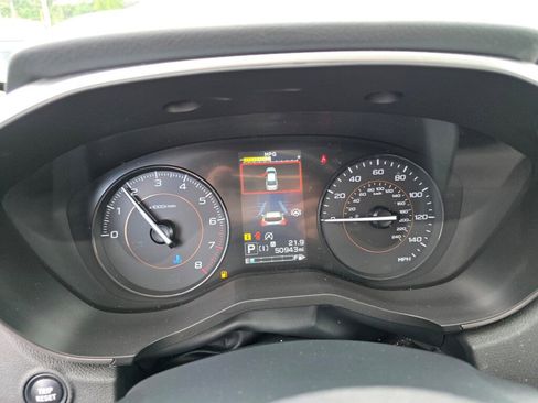 Certified 2022 Subaru Crosstrek 2.0i Premium w/ Moonroof Package image 5