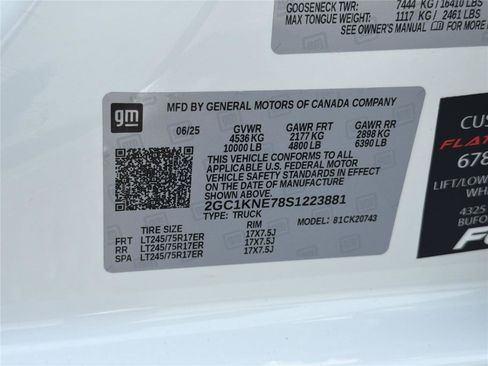 Used 2025 Chevrolet Silverado 2500 LT w/ Convenience Package AWD/4WD image 31