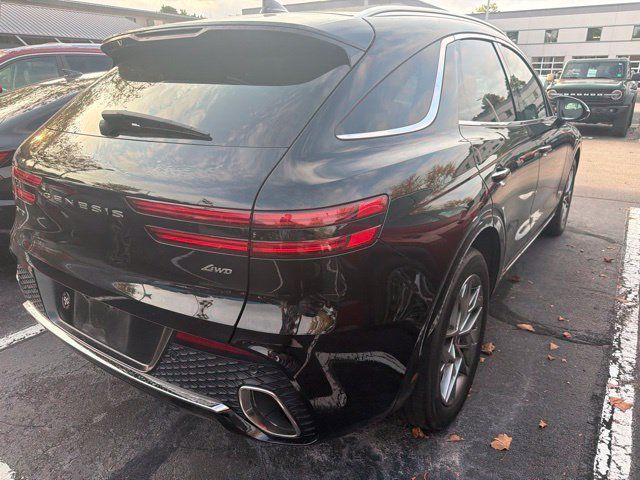 Used 2025 Genesis GV70 2.5T w/ Advanced Package AWD/4WD image 10