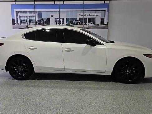 Used 2024 MAZDA MAZDA3 2.5 Turbo Sedan w/Premium Plus AWD/4WD image 9