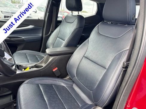 Used 2022 Chevrolet Bolt EUV Premier w/ Launch Edition FWD image 9