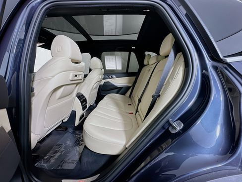 Used 2022 BMW X5 xDrive45e w/ Premium Package image 29