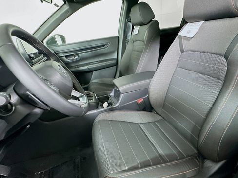Used 2025 Honda CR-V Sport image 14