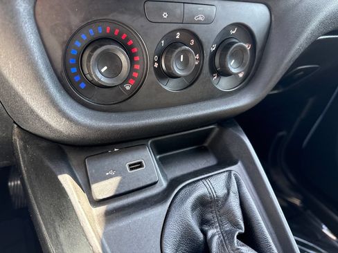 Used 2022 RAM ProMaster City Wagon FWD image 36