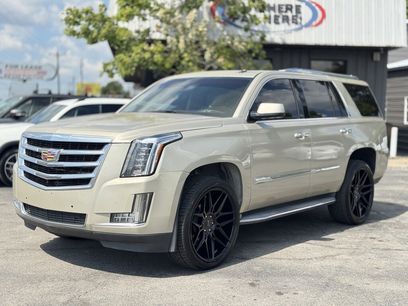 Used 2015 Cadillac Escalade Luxury