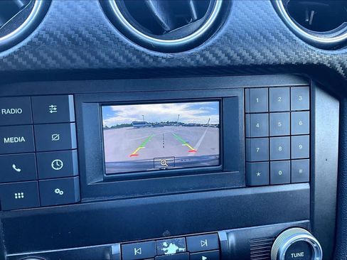 Used 2020 Ford Mustang Coupe RWD image 26