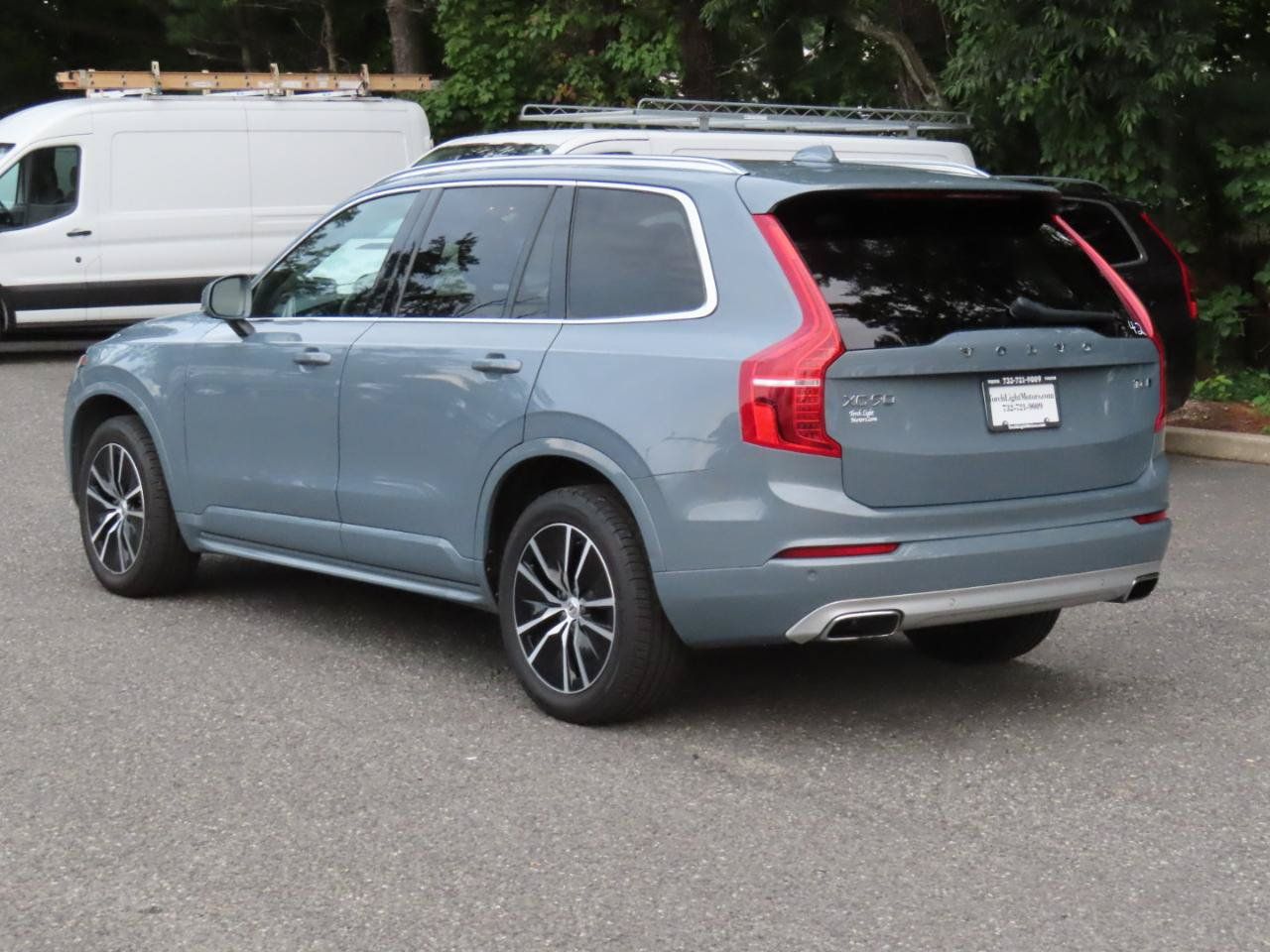 Used 2020 Volvo XC90 T6 Momentum AWD/4WD image 4