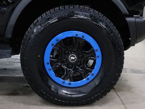 Used 2022 Ford Bronco Wildtrak image 42