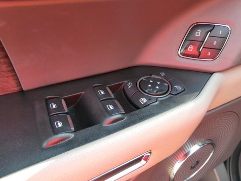 Used 2020 Ford Expedition Max Limited w/ Equipment Group 301A AWD/4WD image 26