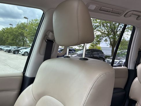 Used 2021 INFINITI QX80 Premium Select w/ All-Season Package AWD/4WD image 24