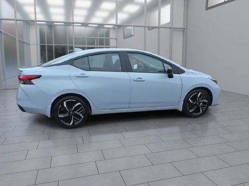 New 2025 Nissan Versa SR w/ Trunk Package image 9