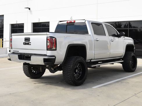 Used 2017 GMC Sierra 1500 SLT image 8