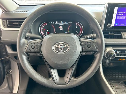 Used 2024 Toyota RAV4 XLE image 18