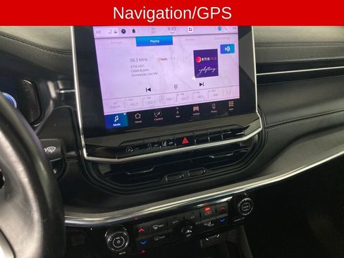 Used 2022 Jeep Compass High Altitude image 3