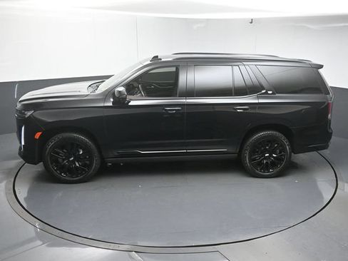 Used 2024 Cadillac Escalade Sport Platinum w/ Heavy-Duty Trailer Package AWD/4WD image 47