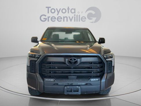 Used 2023 Toyota Tundra SR5 w/ SR5 Convenience Package AWD/4WD image 9