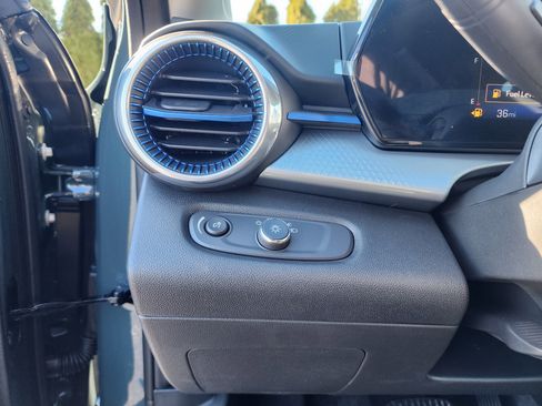 New 2026 Chevrolet Trax LT w/ Driver Confidence Package image 26