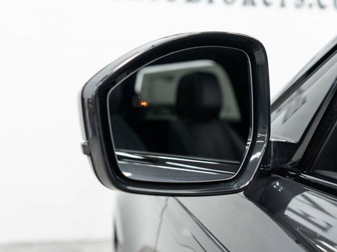 Used 2023 Land Rover Range Rover Velar R-Dynamic S AWD/4WD image 47