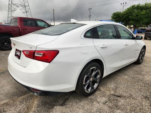 Used 2024 Chevrolet Malibu LT image 5