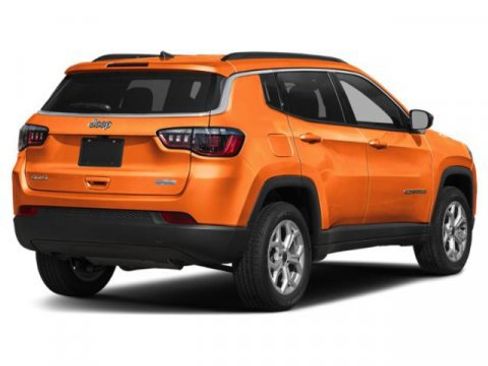 New 2026 Jeep Compass Latitude image 2
