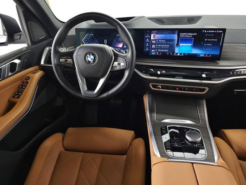 Used 2024 BMW X5 xDrive40i w/ Premium Package AWD/4WD image 19
