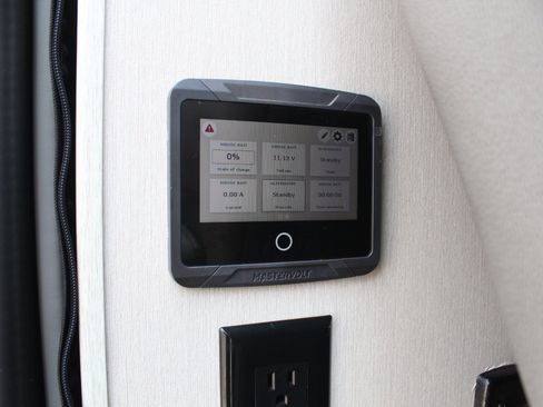 Used 2024 Mercedes-Benz Sprinter 3500 image 87
