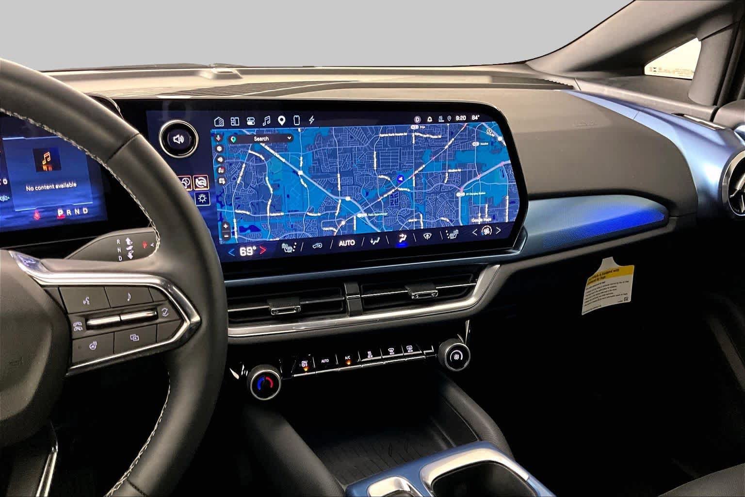 Used 2024 Chevrolet Equinox EV LT w/ LPO, Blackout Package FWD image 6