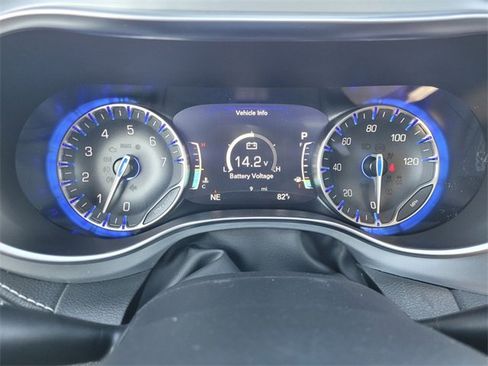 New 2026 Chrysler Pacifica Limited w/ Trailer Tow Group image 33