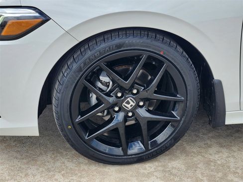Certified 2024 Honda Civic Sport image 11