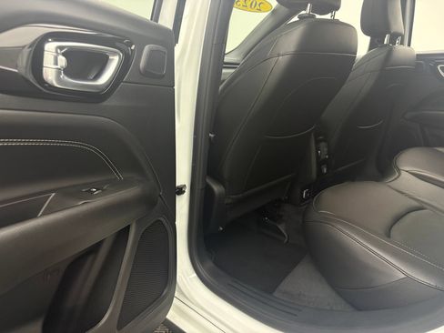 Used 2023 Jeep Compass High Altitude AWD/4WD image 35