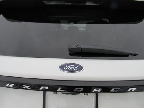 New 2026 Ford Explorer Active w/ Active Comfort Package image 37