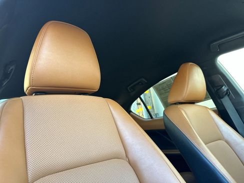 Used 2021 Lexus IS 300 w/ Accessory Package 2 image 18